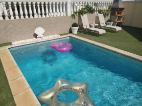 VV 'VALDECONCHA', piscina climatizada privada y vistas al mar